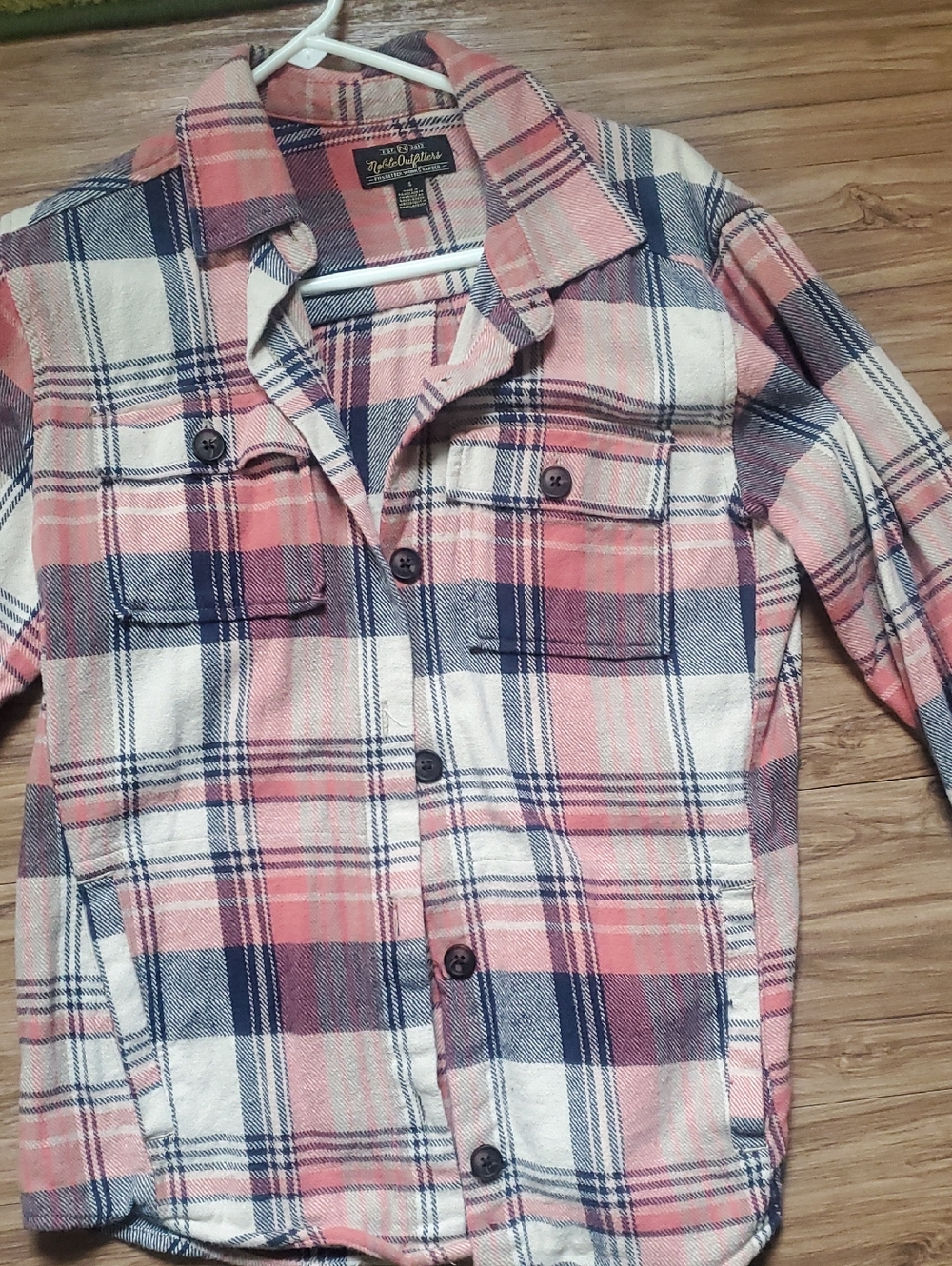 Plaid Button-Up Shirt in Pink, Navy & Cream
